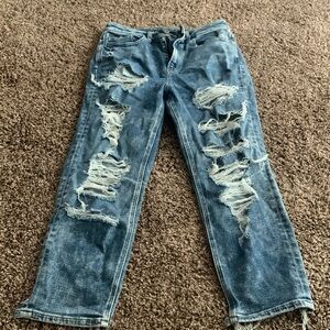 American eagle size 6 xshort ripped distressed jeans never worn tags removed